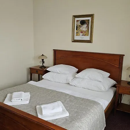 Maximus Feriested 4*